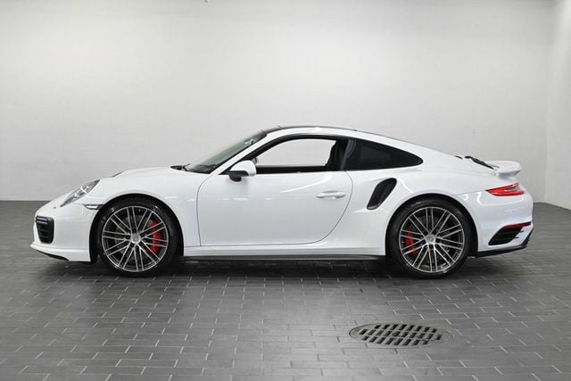 2018 Porsche 911 Turbo Coupe - 22779631 - 1