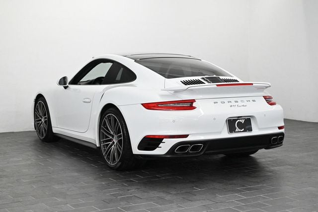 2018 Porsche 911 Turbo Coupe - 22779631 - 2