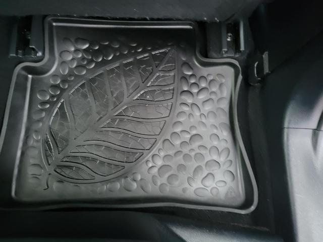 2018 Toyota Prius Prime Advanced Hatchback 4D - 21653409 - 26