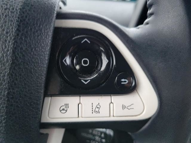 2018 Toyota Prius Prime Advanced Hatchback 4D - 21653409 - 30