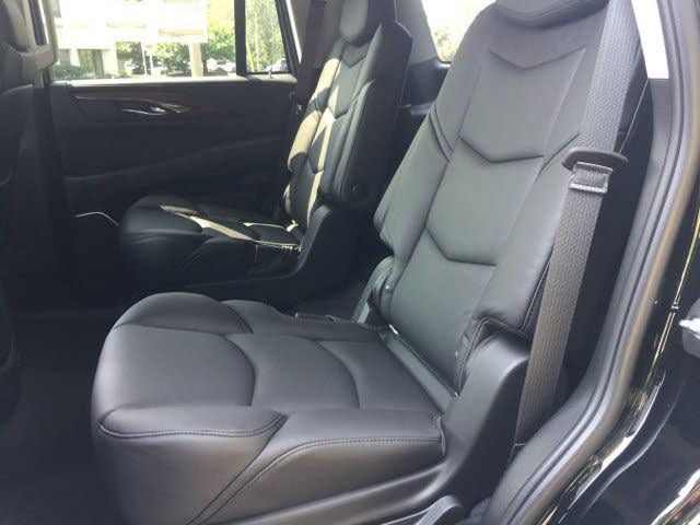 2019 Cadillac Escalade 4WD 4dr Luxury - 18862710 - 14