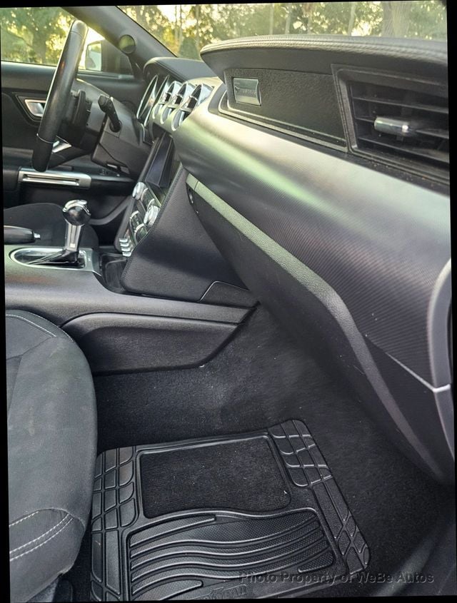 2019 Ford Mustang EcoBoost - Photo 23