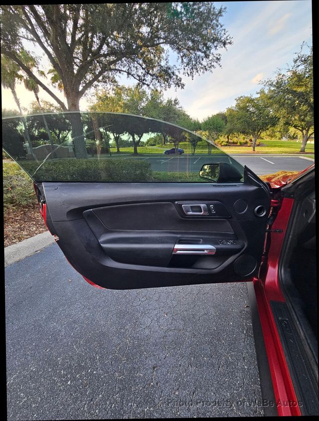 2019 Ford Mustang EcoBoost - Photo 31