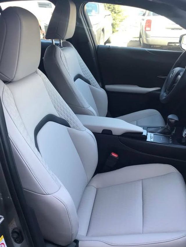 2019 Lexus UX UX 200 FWD - 18858599 - 6