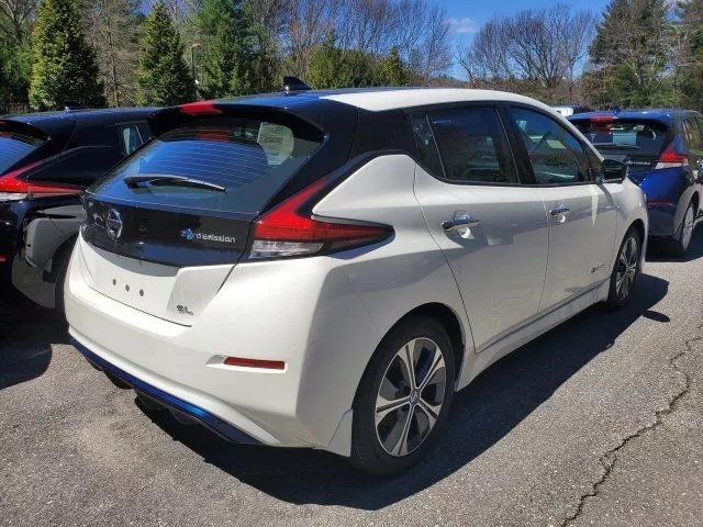 2019 Nissan Leaf SL Hatchback - 19734205 - 7