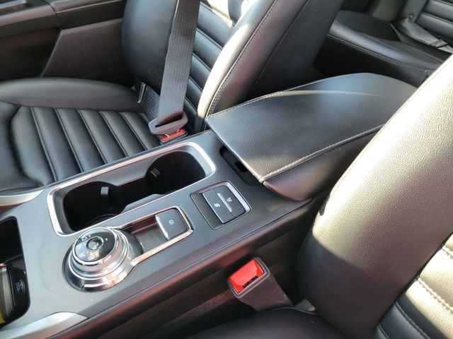 2020 Ford Fusion SEL Sedan 4D - 21518095 - 17