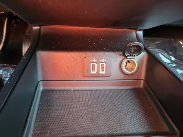 2020 Ford Fusion SEL Sedan 4D - 21518095 - 22