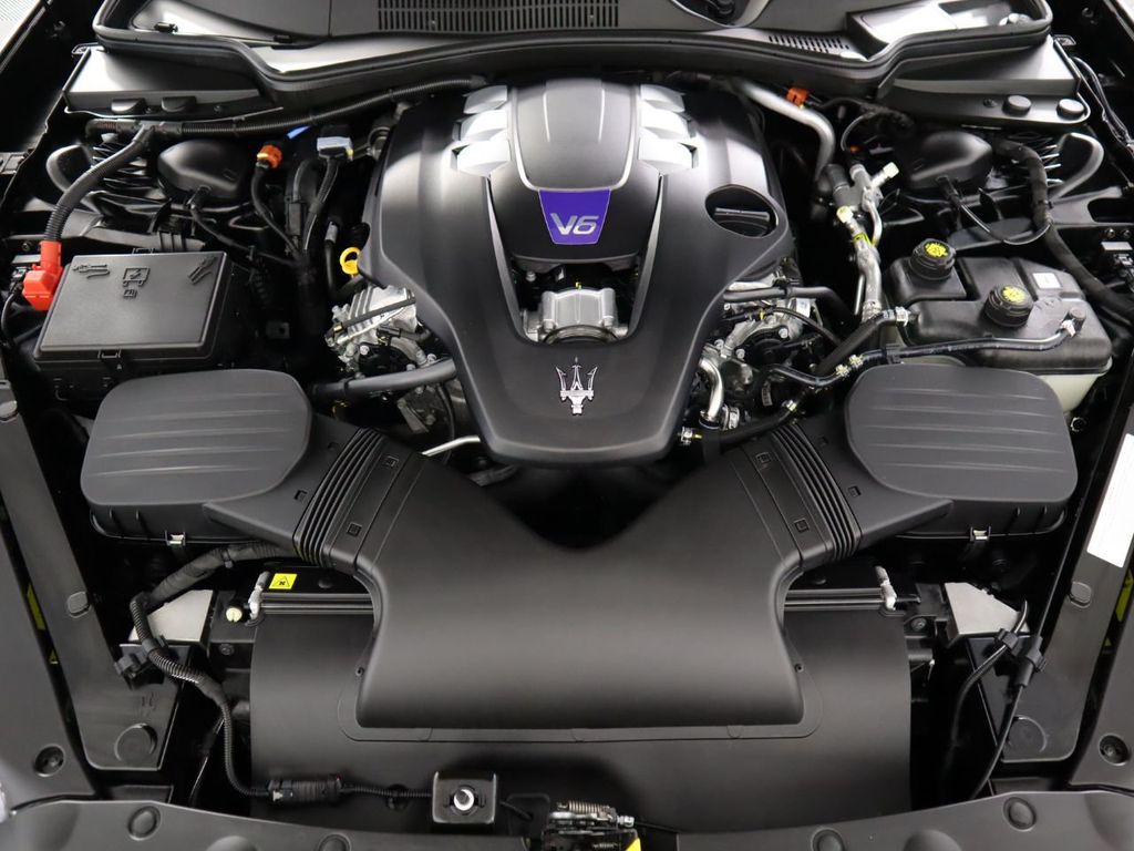 21 New Maserati Quattroporte S Q4 Granlusso 3 0l At Penskeluxury Com Zam56yrl4m