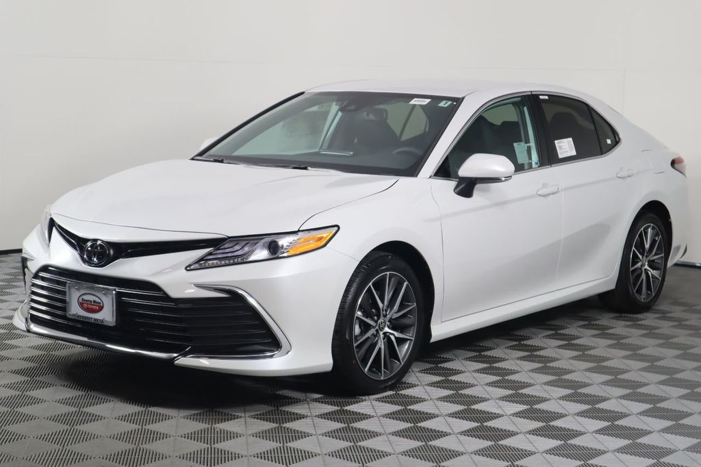 2021 New Toyota Camry XLE Automatic at PenskeCars.com Serving ...