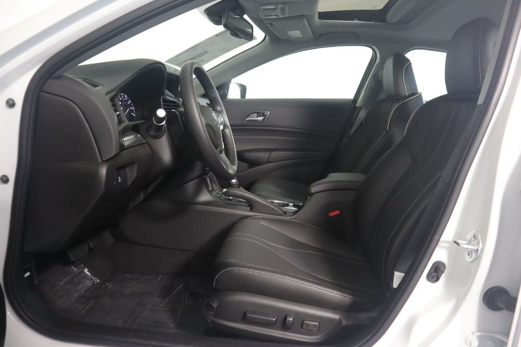 2022 Acura ILX Sedan w/Premium Package - 21127543 - 4
