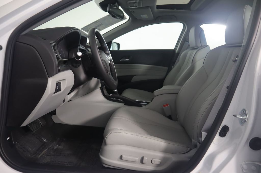 2022 Acura ILX Sedan w/Premium Package - 21139452 - 4