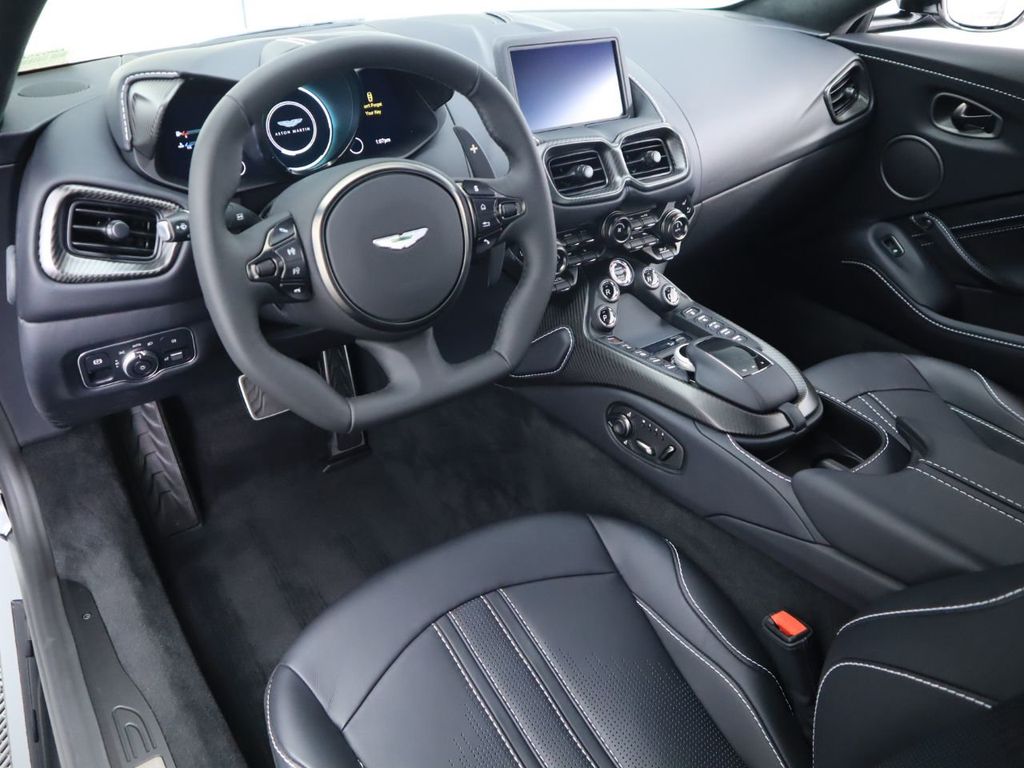 2022 Aston Martin Vantage  - 21178021 - 9