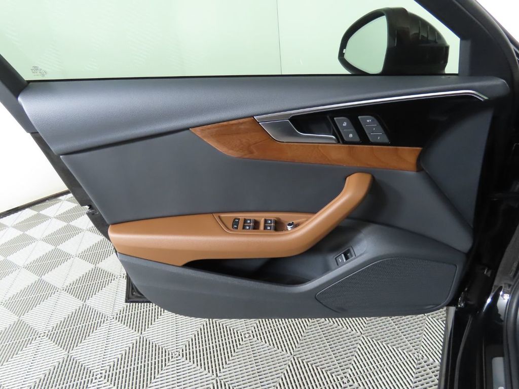 2022 Audi A4 Sedan Premium 40 TFSI quattro - 21183249 - 24