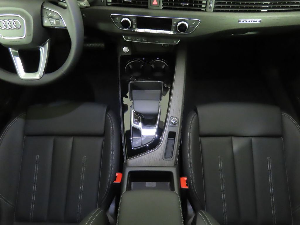 2022 Audi A4 Sedan S line Premium Plus 45 TFSI quattro - 21172405 - 17