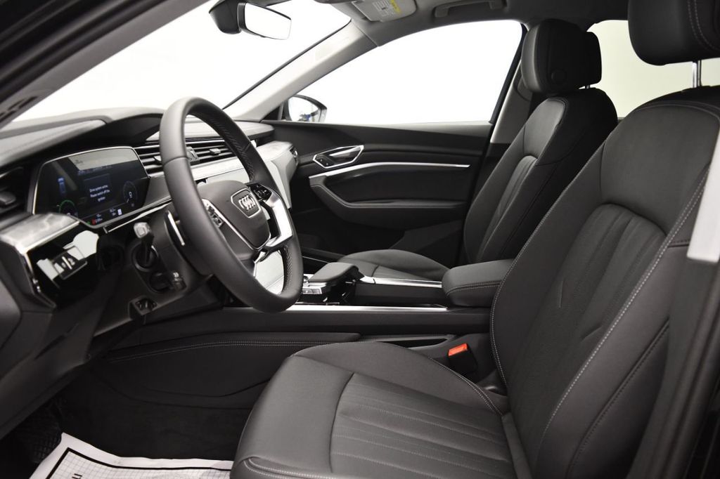 2022 Audi e-tron Premium Plus quattro - 21155184 - 28