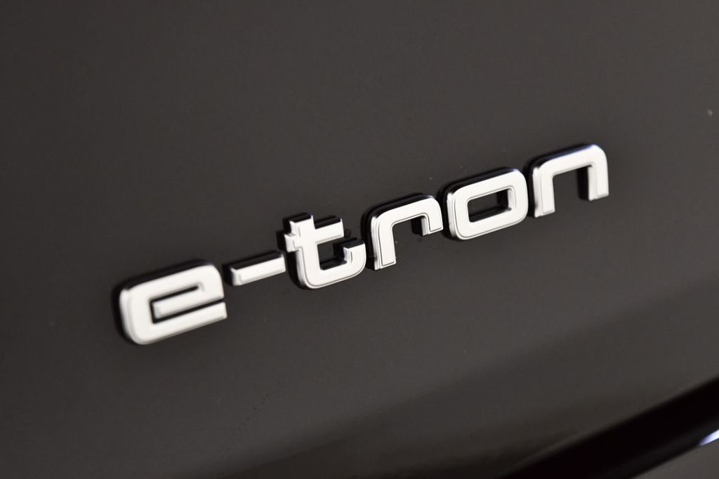 2022 Audi e-tron Premium Plus quattro - 21155184 - 37