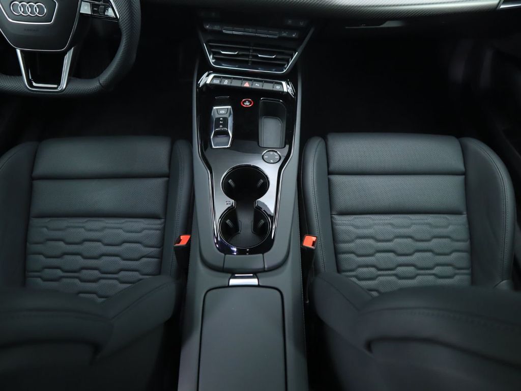 2022 Audi e-tron GT Premium Plus quattro - 21174225 - 16