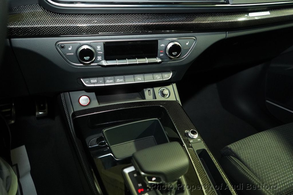 2022 Audi SQ5 Premium Plus 3.0 TFSI quattro - 21174959 - 17