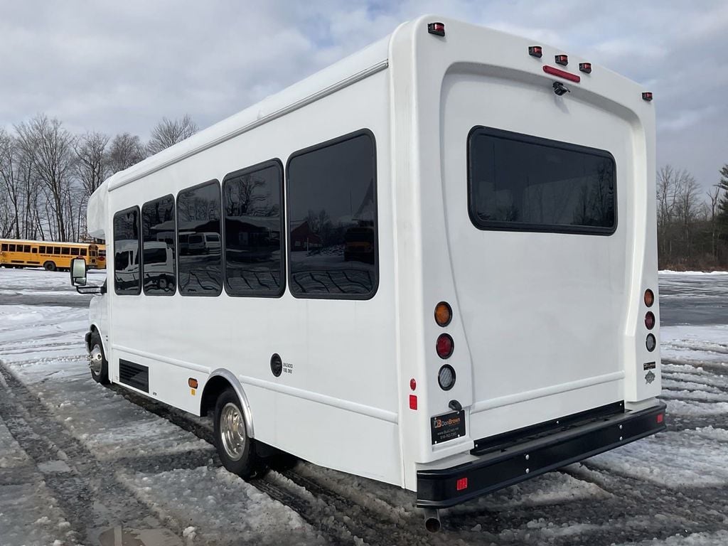 2022 Chevrolet HLE HLE COACH - 21680844 - 2