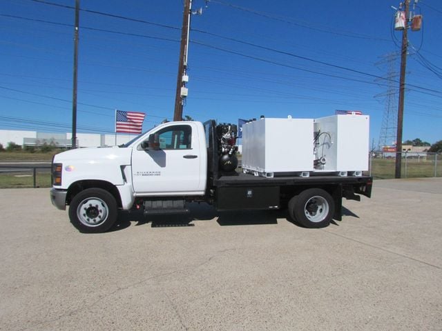 2022 Chevrolet Silverado 5500 Lube Service Truck 4x4 - 22938804 - 9