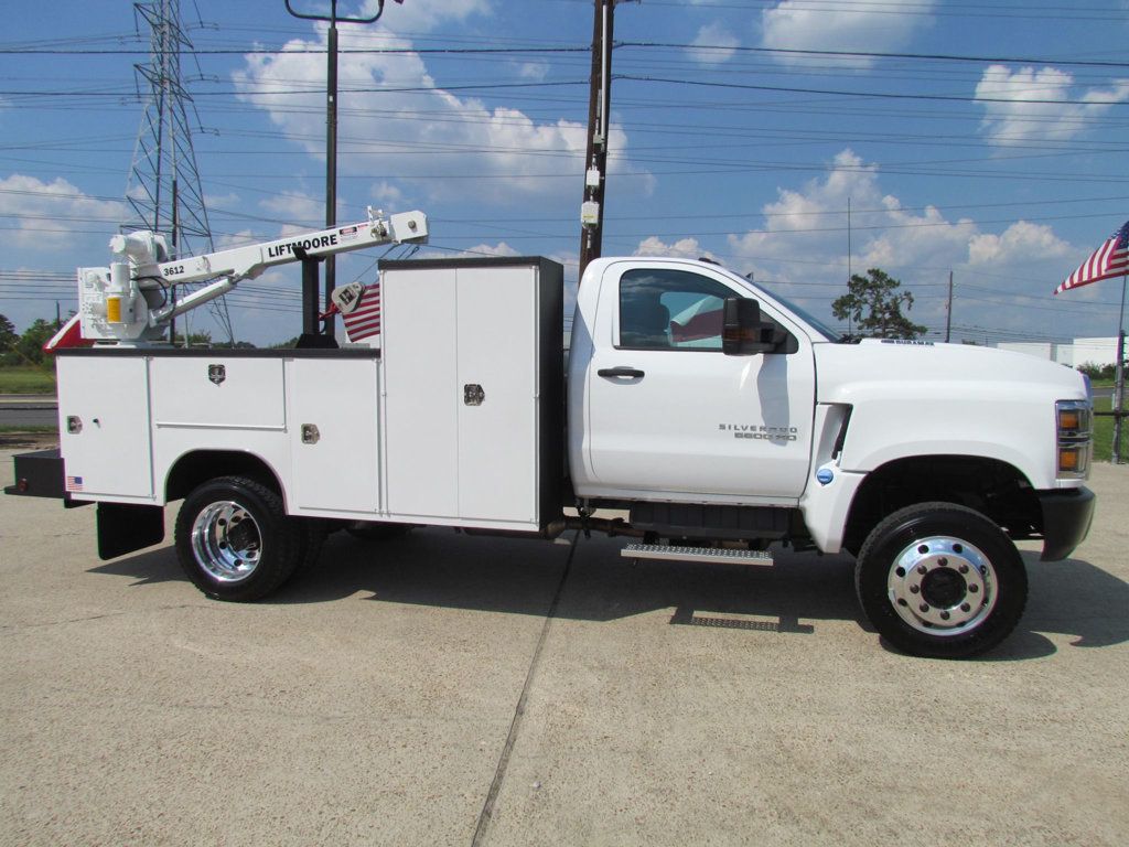 2022 Chevrolet Silverado 5500 Mechanics Service Truck 4x2 - 22926504 | Video 1