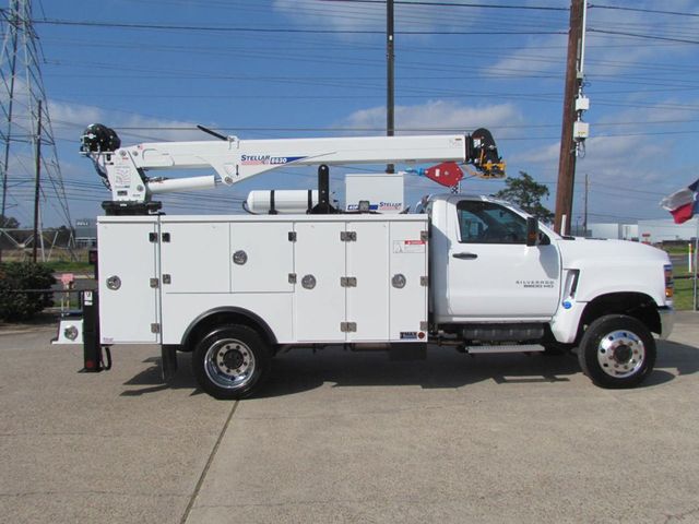 2022 Chevrolet Silverado 6500 Mechanics Service Truck 4x4 - 21778030 - 0