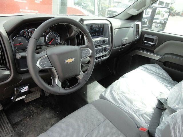 2022 Chevrolet SILVERADO 6500HD 21FT BEAVER TAIL, DOVE TAIL, RAMP TRUCK, EQUIPMENT HAUL - 20973237 - 35