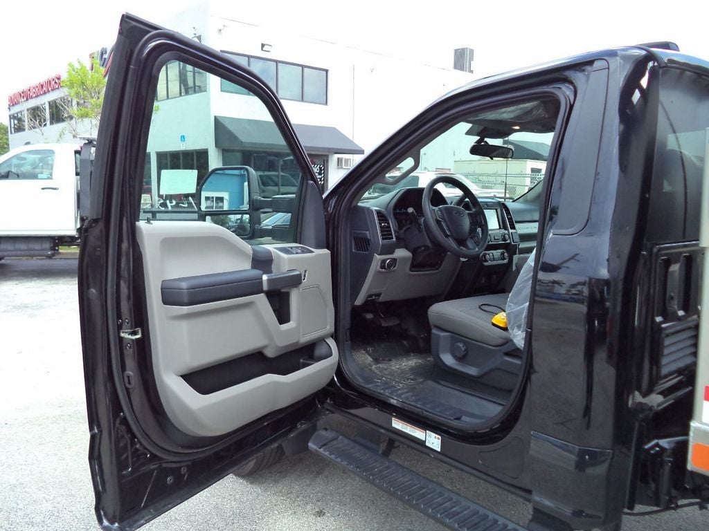 2022 Ford F550 Gas 4X4 w/ 14ft Aluminum Voth Landscape Dump Body - 22118433 - 32