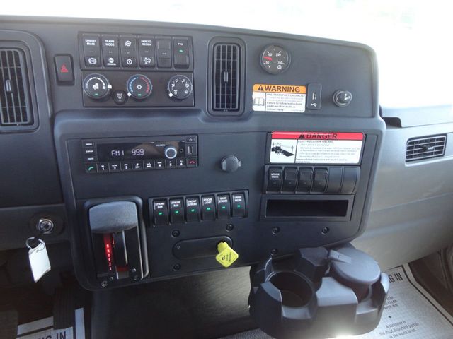 2022 International MV607 Extended Cab w/ 22ft Jerr-Dan Custom StepSide Classic Car Carrier - 21433991 - 53