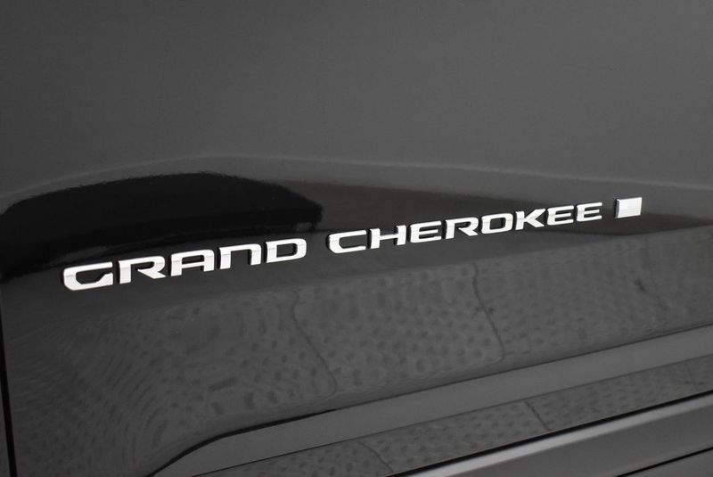 2022 Jeep Grand Cherokee L Limited 4x4 - 21159829 - 11