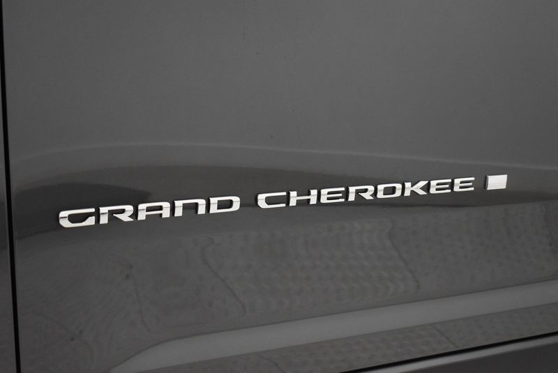 2022 Jeep Grand Cherokee L Limited 4x4 - 21161194 - 11
