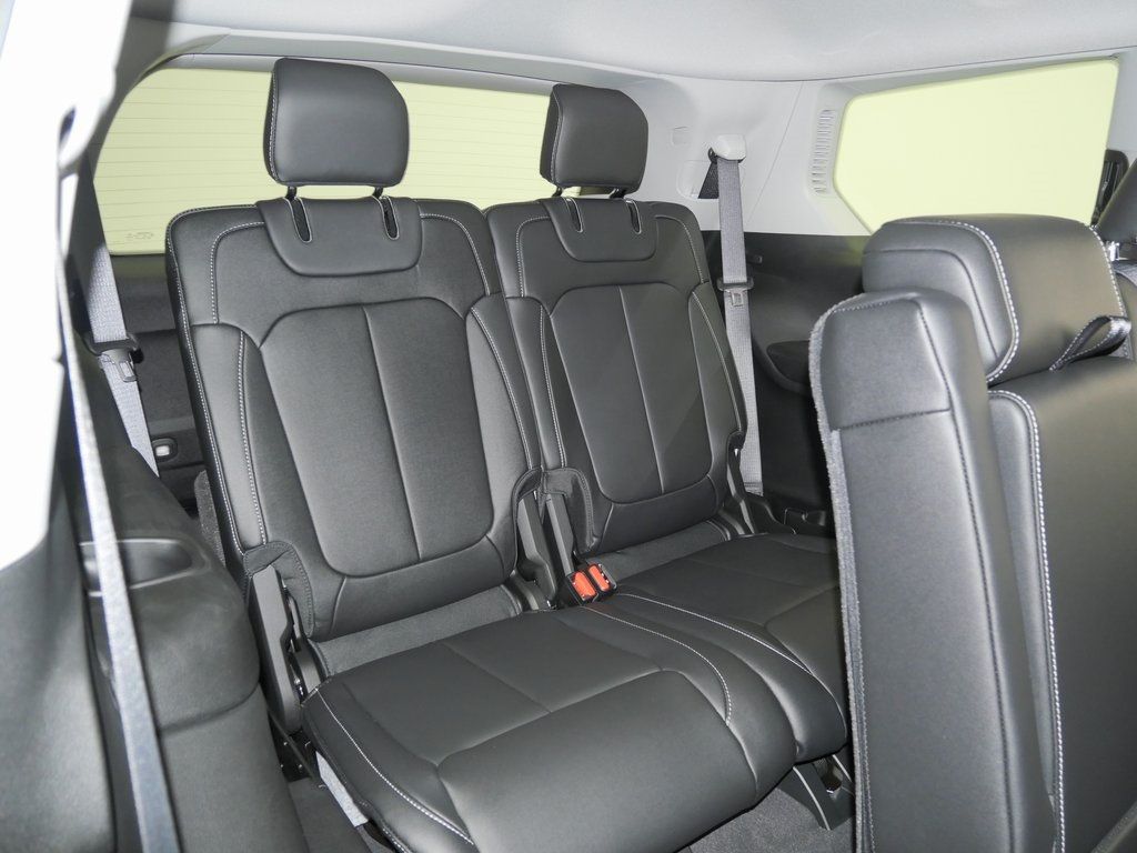 2022 New Jeep Grand Cherokee L Limited 4x4 at North New Jersey/New York