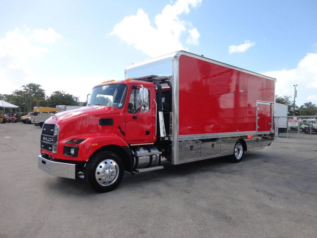 2022 Mack MD6 Enclosed TowBox 22ft JerrDan *Shark* Rollback Tow Truck - 21525844 - 11