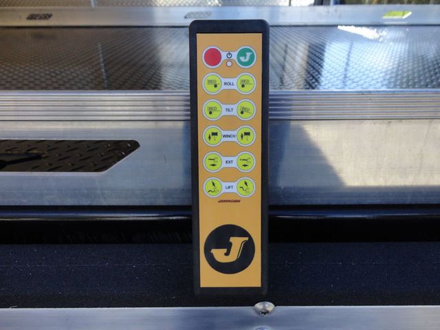 2022 Mack MD6 Enclosed TowBox 22ft JerrDan *Shark* Rollback Tow Truck - 21525844 - 56