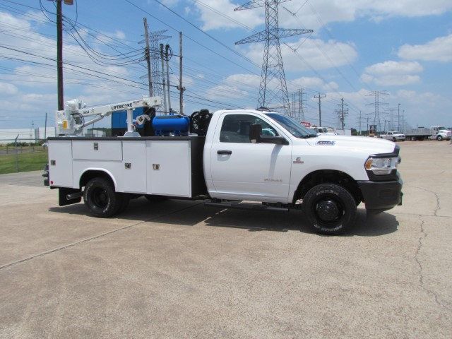 2022 RAM 3500 Mechanics Truck 4x4 - 21149507 - 3