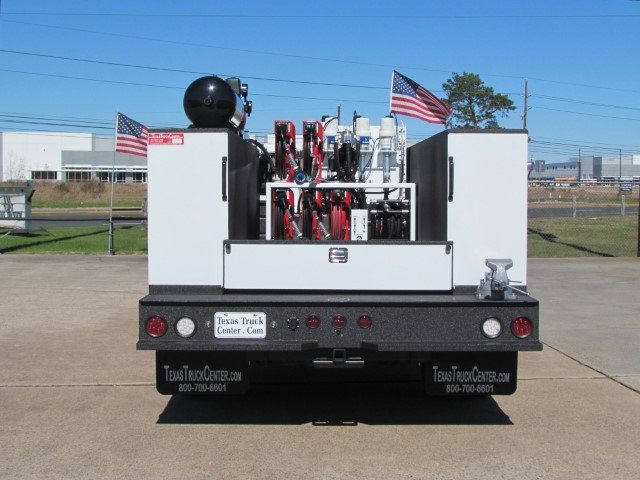 2022 Ram 5500 Lube Service Truck 4x4 - 21521787 - 11