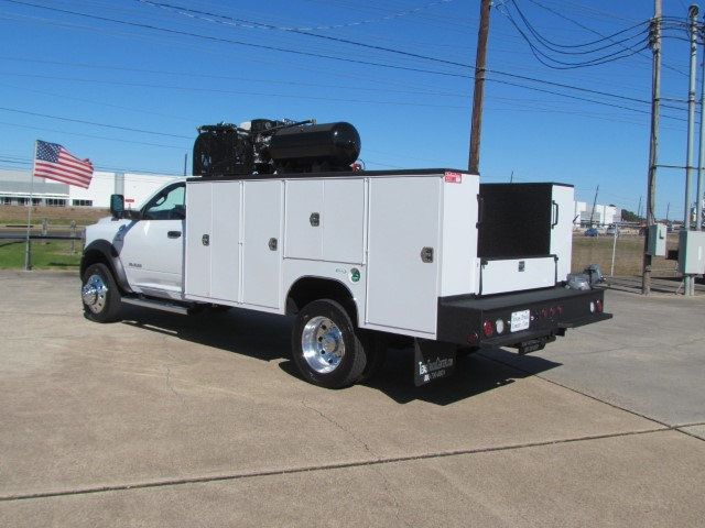 2022 Ram 5500 Lube Service Truck 4x4 - 21521787 - 5