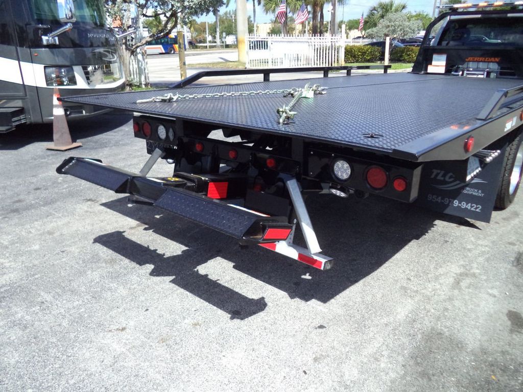 2022 New Ram 5500 SLT. 20FT JERRDAN ROLLBACK TOW TRUCK..20XLP. 4X2 at ...