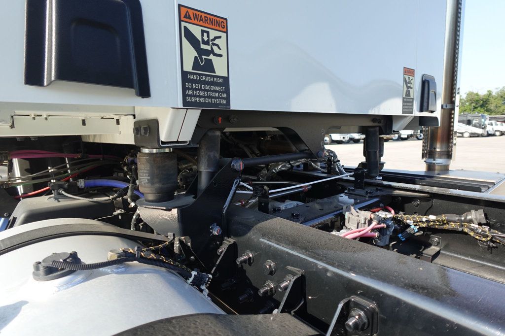 2023 Autocar DC64 Cab & Chassis - Diesel - 22902736 - 48