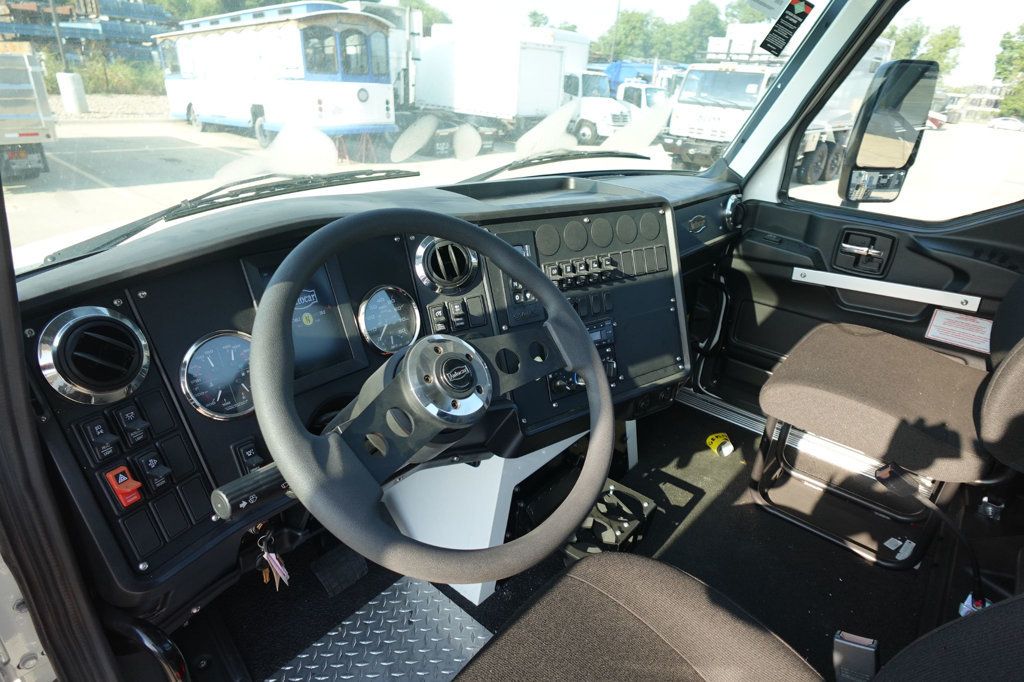 2023 Autocar DC64 Cab & Chassis - Diesel - 22902736 - 55