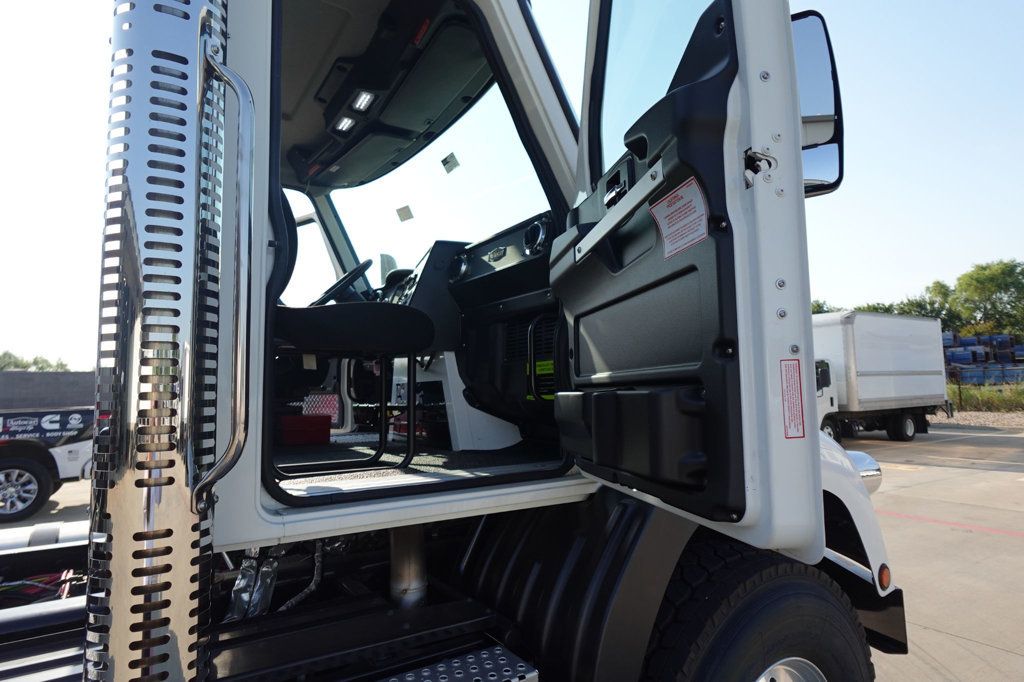 2023 Autocar DC64 Cab & Chassis - Diesel - 22902736 - 73