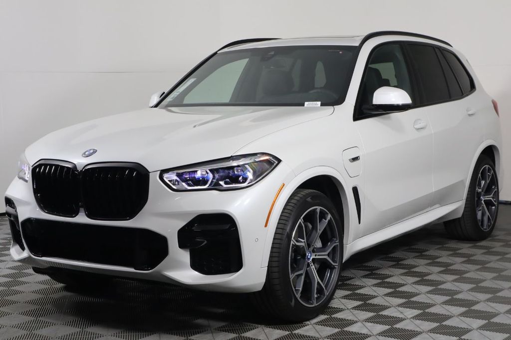 2023 New BMW X5 xDrive45e Plug-In Hybrid at PenskeCars.com Serving ...