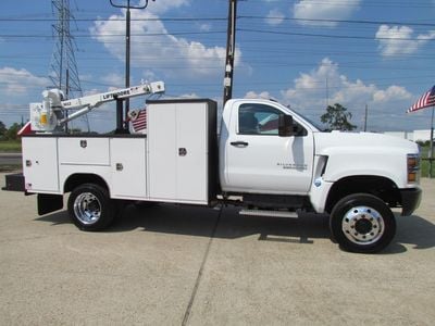 2023 Chevrolet Silverado 5500