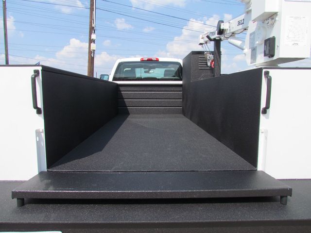 2023 Chevrolet Silverado 5500 Mechanics Service Truck 4x4 - 21847942 - 6