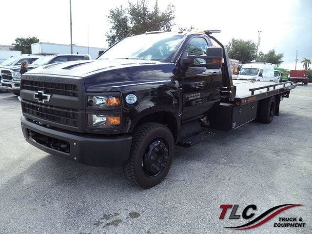 2023 Chevrolet SILVERADO 6500HD 20FT JERRDAN ROLLBACK TOW TRUCK..4X2. BLACK OUT. - 22648473 - 0