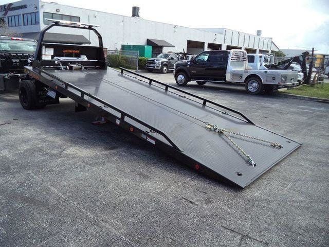 2023 Chevrolet SILVERADO 6500HD 20FT JERRDAN ROLLBACK TOW TRUCK..4X2. BLACK OUT. - 22648473 - 22