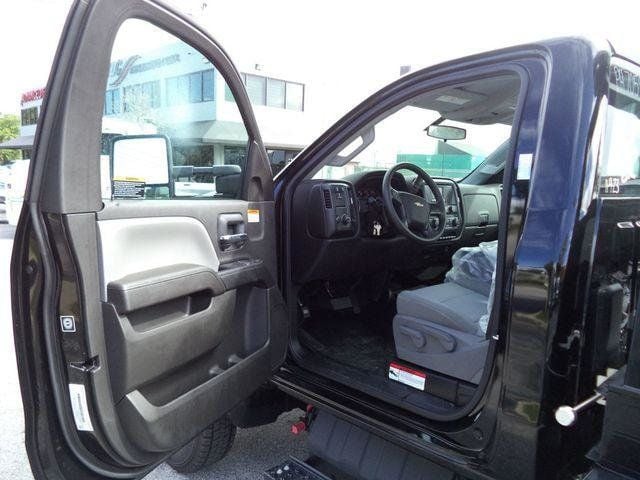 2023 Chevrolet SILVERADO 6500HD 20FT JERRDAN ROLLBACK TOW TRUCK..4X2. BLACK OUT. - 22648473 - 33