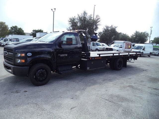 2023 Chevrolet SILVERADO 6500HD 20FT JERRDAN ROLLBACK TOW TRUCK..4X2. BLACK OUT. - 22648473 - 3