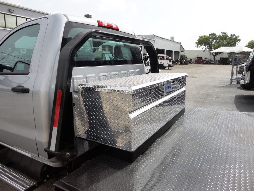 2023 Chevrolet SILVERADO 6500HD 21FT BEAVER TAIL, DOVE TAIL, RAMP TRUCK, EQUIPMENT HAUL - 20971914 - 26