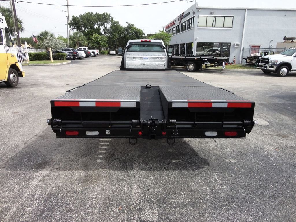 2023 Chevrolet SILVERADO 6500HD 21FT BEAVER TAIL, DOVE TAIL, RAMP TRUCK, EQUIPMENT HAUL - 20971914 - 8